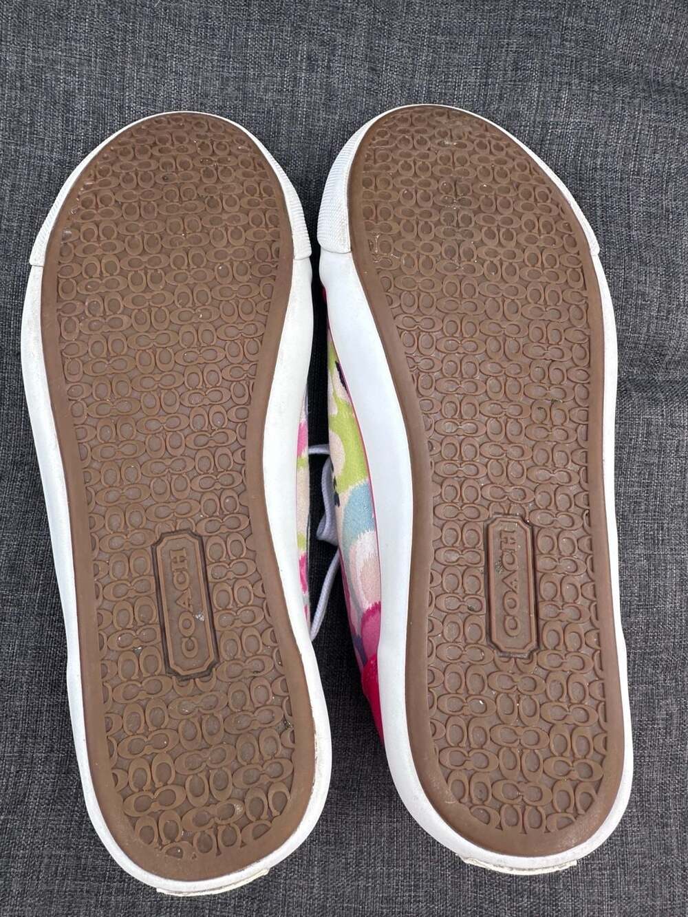 8.5 Coach Barrett Signature Poppy Print Low Top Sneakers - Picture 9 of 9